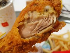 -麦当劳(中二横路店)