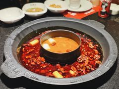 麻辣加番茄鸳鸯锅-麻辣英雄重庆火锅(常平店)