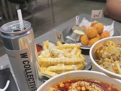 -W COLLECTIVE  DESSERT SHOP