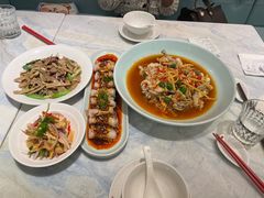 -孔雀云贵川·融合菜(长宁来福士店)