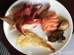 -荣誉国际酒店-云顶旋转餐厅