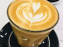 拿铁-Seesaw Coffee(上海国金中心店)