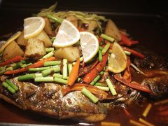 -探鱼·鲜青椒爽麻烤鱼(西南商都店)