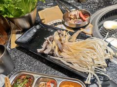 -红泥小火炉·东北泥炉烤肉(天一旗舰店)