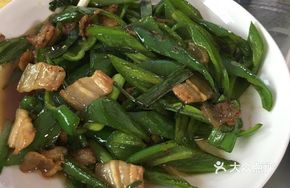 Green Pepper Stir-fried Pork Belly