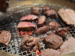 -铭牛烧肉·和牛海鲜自助(高新月牙湖店)