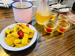 -三镇卤货二公司(汉街店)
