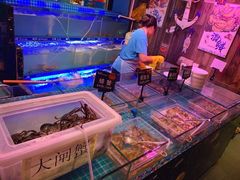 -领鲜活海鲜榴莲自助火锅(东门店)