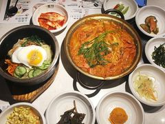 石锅拌饭-本家韩国烤肉(青岛万象城店)