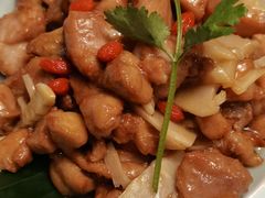 -雀舞云南菜(天津天河城购物中心店)