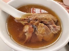 -顺风汤馆·广府粤菜(江宸天街店)