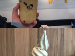 奶茶波波冰-喜茶(上海打浦桥日月光gelato lab+店)