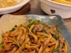 -潮界(LU·ONE凯德晶萃广场店)