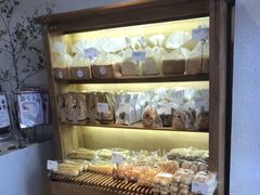 面包甜点陈列柜-那家面包房(珠江路店)