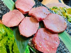 -炼火烤肉店