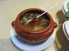汽锅鸡-桥香园云南过桥米线(金马碧鸡店)