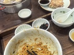 -蟹上黄·蟹黄面·江南糖水(人民广场店)