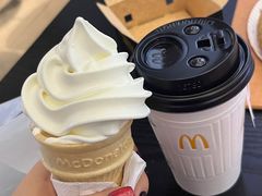 -麦当劳(新世纪环球中心店)