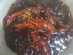 -扒虾小妹儿麻辣海鲜(宏图街店)