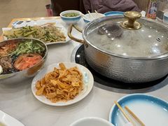 -朴小妹人参鸡汤火锅(长白山万达店)