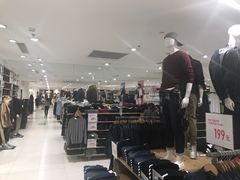 -优衣库(武汉国际广场店)