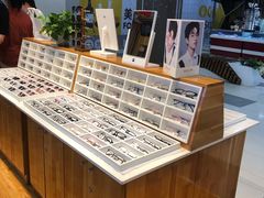 -MiRi眼镜连锁·蔡司·尼康控优点合作店(莘庄店)