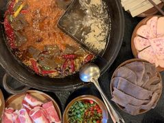 -渝井巷重庆老火锅(沈阳吉祥店)