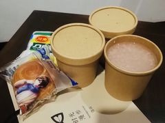 -时光漫步酒店(北京国子监簋街北新桥地铁站店)