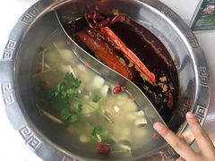 -憨铁匠老火锅(龙岗万科里店)