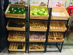 -丹江口渔村·湘味厨房(桃园店)