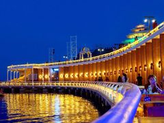 -北戴河碧螺塔海上酒吧公园