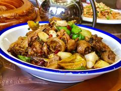 生炒小公鸡-燕喜楼北京烤鸭(牡丹路店)