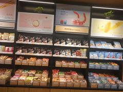 -良品铺子(五角场万达店)