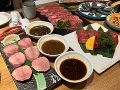 -炼火烤肉店
