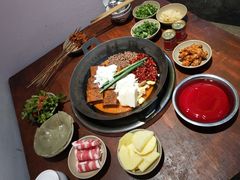 -四小区火锅·巷子里的重庆火锅(花照壁店)