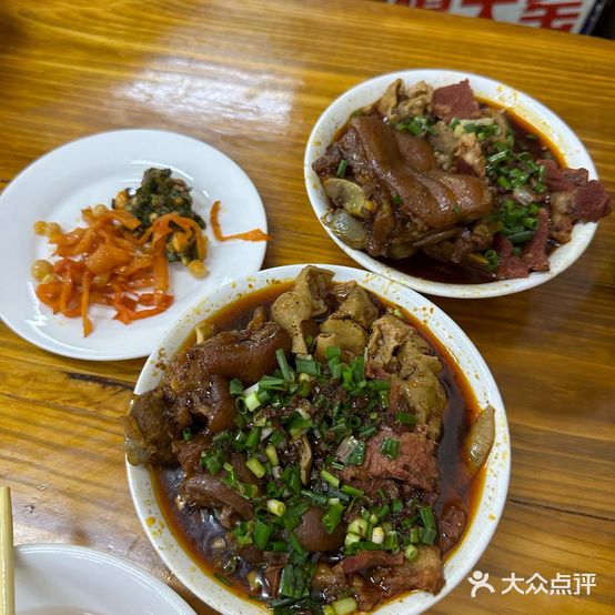 厉山张六子牛肉饭(随州总店)