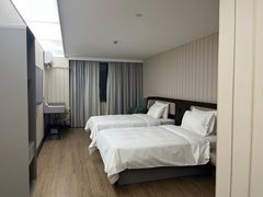 -汉庭(上海虹桥机场新店)
