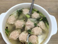 -石门侯·石门馄饨侯(革新北街店)