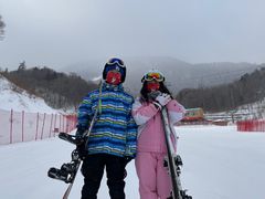 -亚布力新体委滑雪场