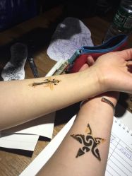 -鳌首刺青纹身 穿孔饰品店