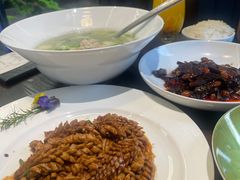 -湖畔鲁菜·二十年老字号餐厅(大明湖店)