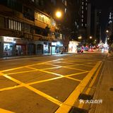 夜晚这里也是特别安静，在这里跑跑步或者走走