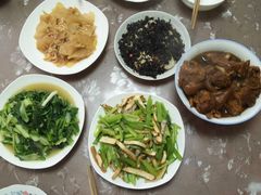 -舒月母婴月嫂育儿嫂(静安店)