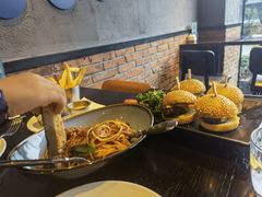 -bluefrog蓝蛙(恒隆广场店)