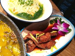 -山城外·非遗酸菜鱼(财富中心店)
