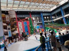 -蒙特利亲子乐园