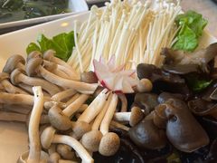 -一席地·本地鸡窝·杭帮鸡火锅(萧山银隆百货店)
