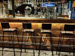 -临界音乐酒馆·小龙虾·江湖菜(华熙LIVE·鱼洞店)