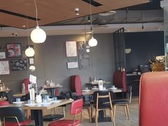 -必胜客(新中纬店)
