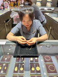 -周大福CHOW TAI FOOK(宝山苏宁易购店)